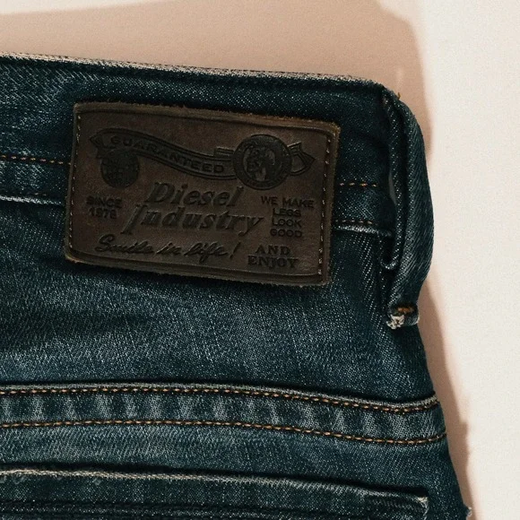 Diesel Industry Thavar Jeans Mens 31x30 Blue Dark Wash Slim Skinny Denim - Picture 4 of 16